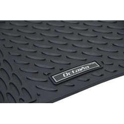 Koberce gumové PERFECT FIT sada 4ks OCTAVIA I s fixací Compass 04237